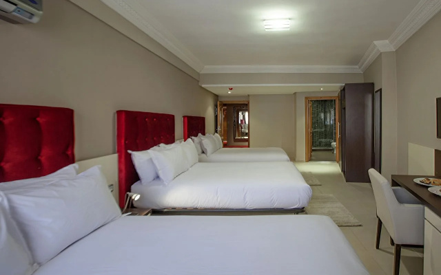 Yaad City Hotel