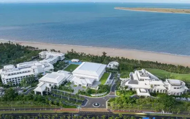 West Coast Hotel