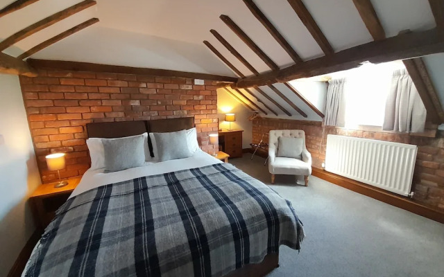 The Dolfor Inn Adults only