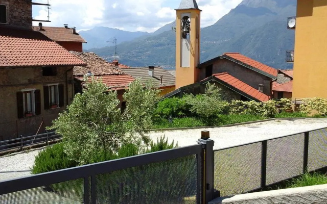 Regolo House