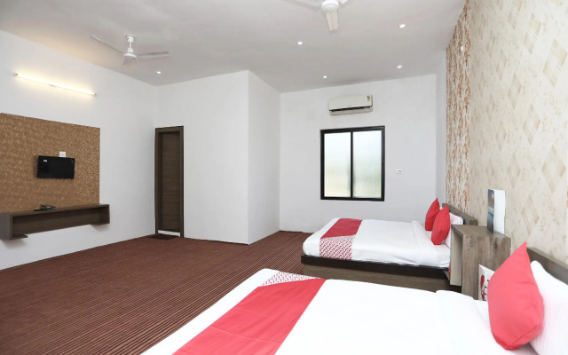 OYO 17059 Prabhu Resort