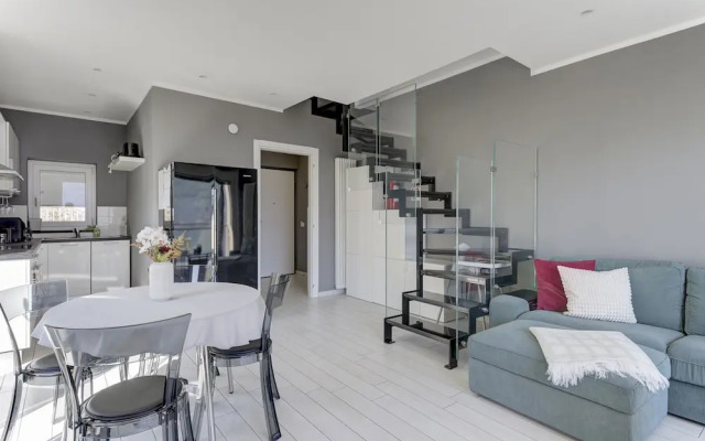 Open View Apartment by Wonderful Italy