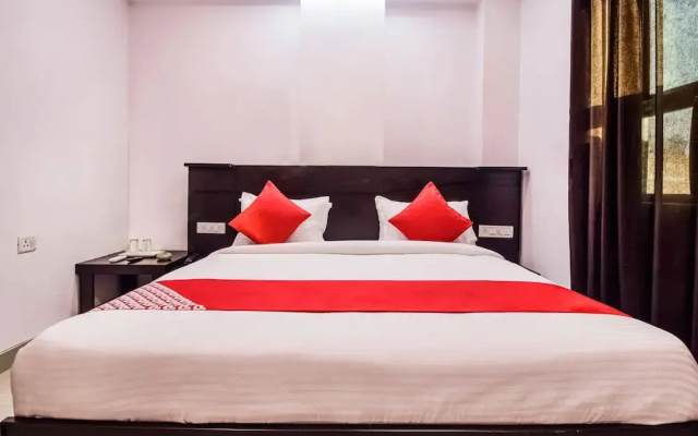 OYO 23296 Hotel Quality Time