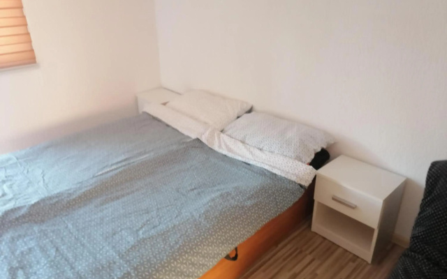 Zuta Kuca Sunca