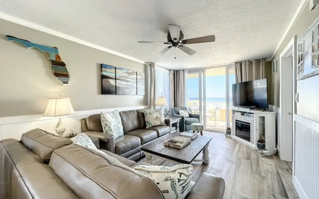 Oceania Beach Club 106