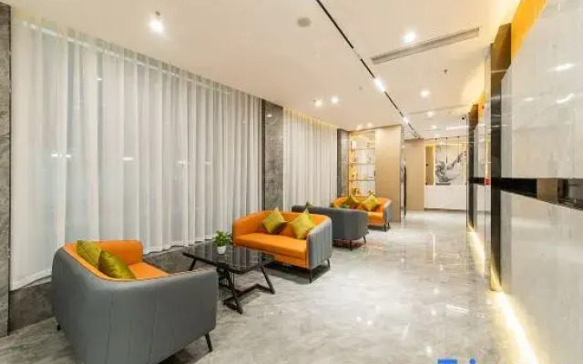 Unitour Hotel (Nanning Wuyi Interchange Subway Station)