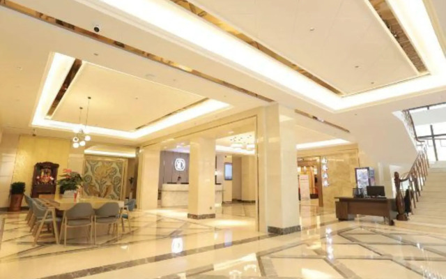 Huandu Around Capital Hotel