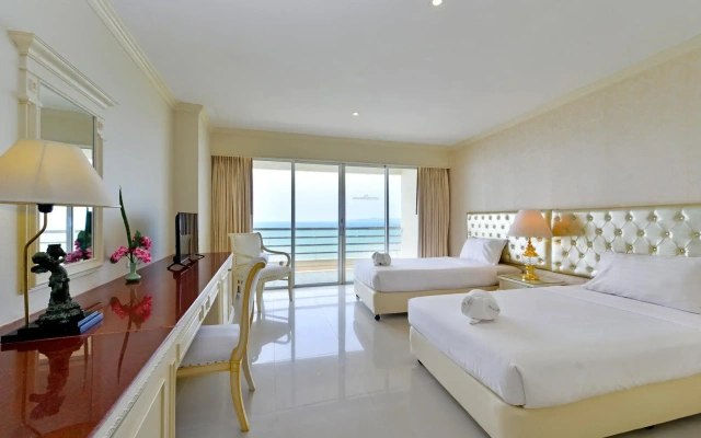 Adriatic Palace Hotel Pattaya