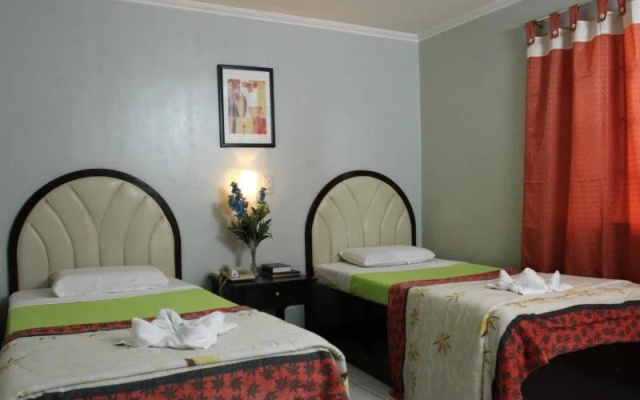 Hotel Camila 1