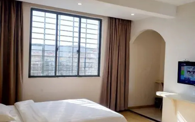 Orange Hotel