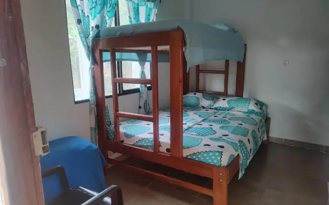Hostal Rojoyale