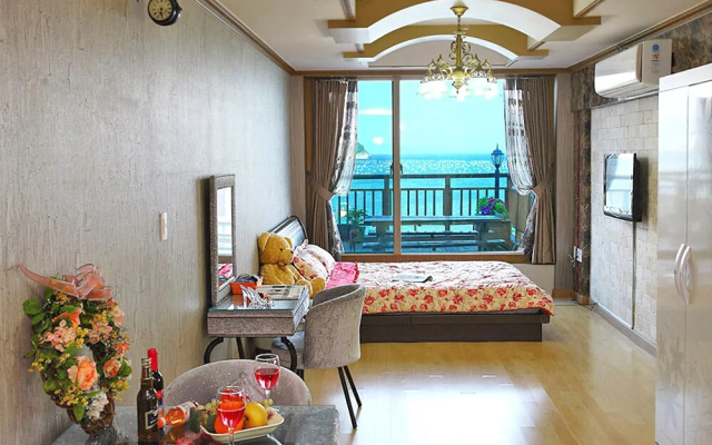 Yeosu Haeoreum Pension