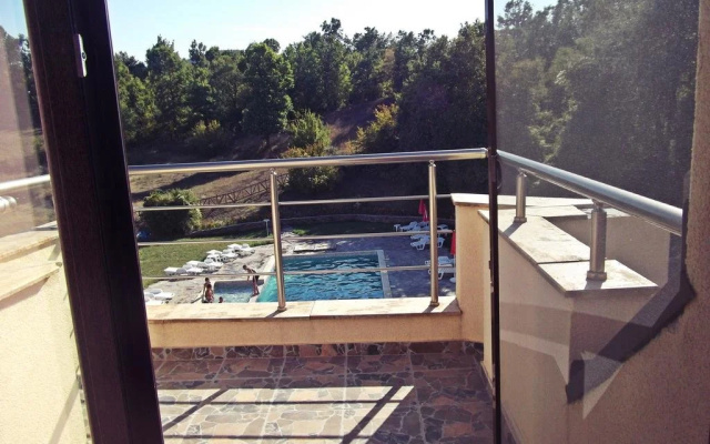 Hotel Enchevi