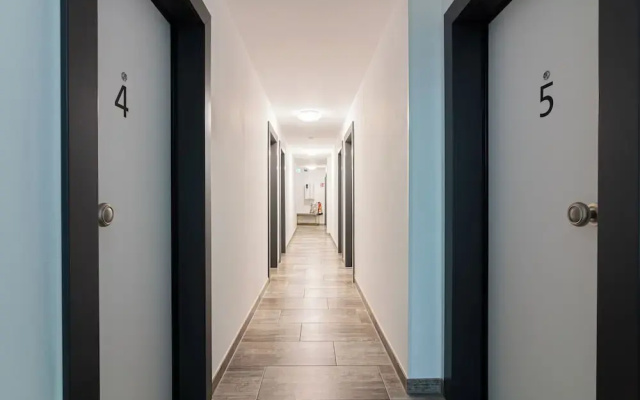 Nine Rooms Pension