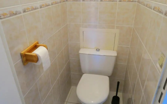 Appartement residence avec piscine a deux pas des plages