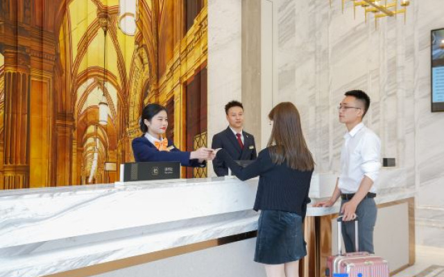 Vienna International Hotel (Guang'an Wuyue Plaza)