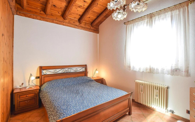 Amazing Home in Luino With 2 Bedrooms