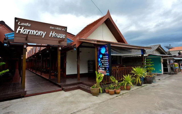 Lanta Harmony House