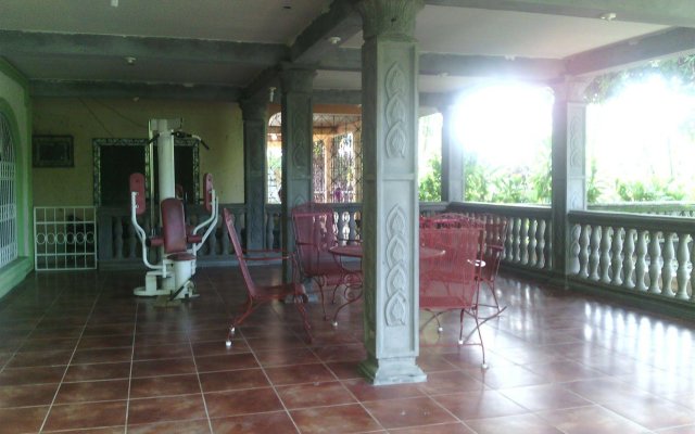 Casa del campo in Tela, Honduras from 66$, photos, reviews - zenhotels.com hotel front
