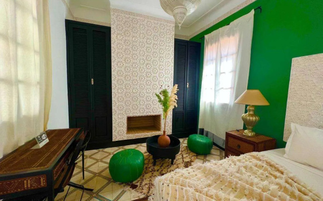 Riad New Moon
