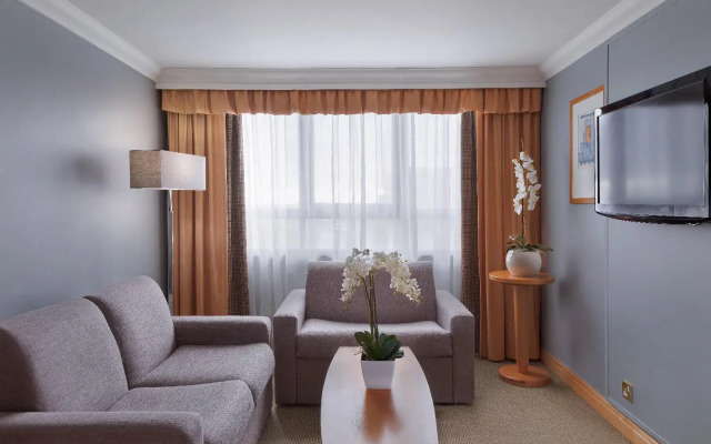 Holiday Inn London Kensington Forum