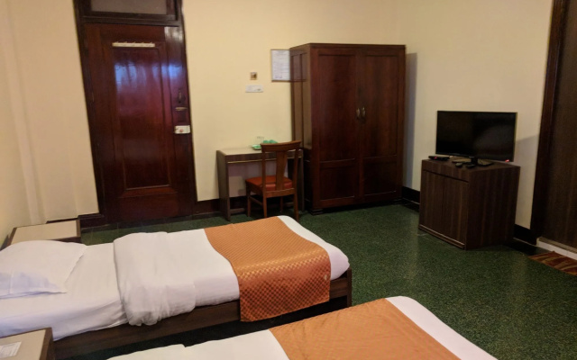 Sea Green South Hotel