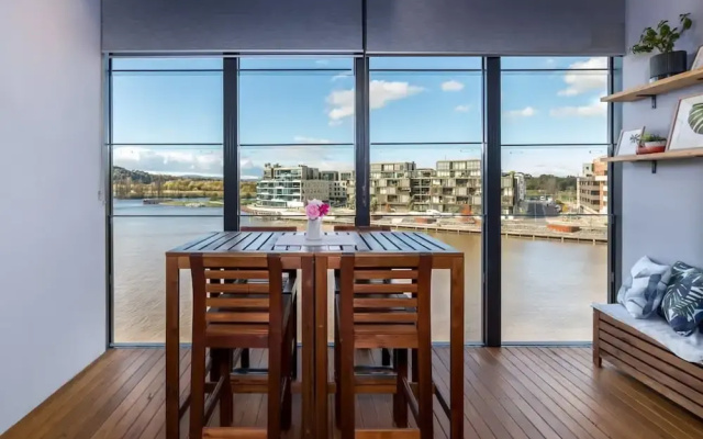 Stunning 1BR Apartment With Water Views