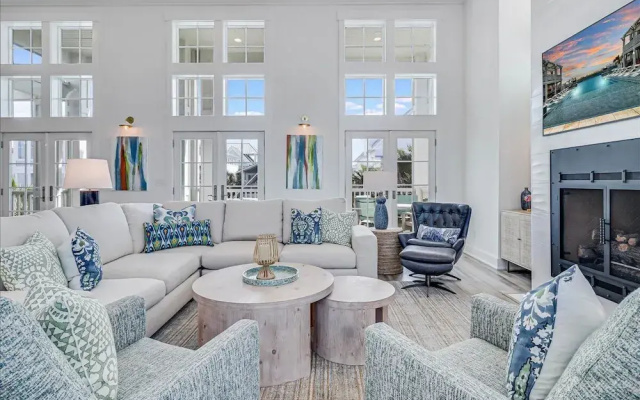 The Pool House 315 HI