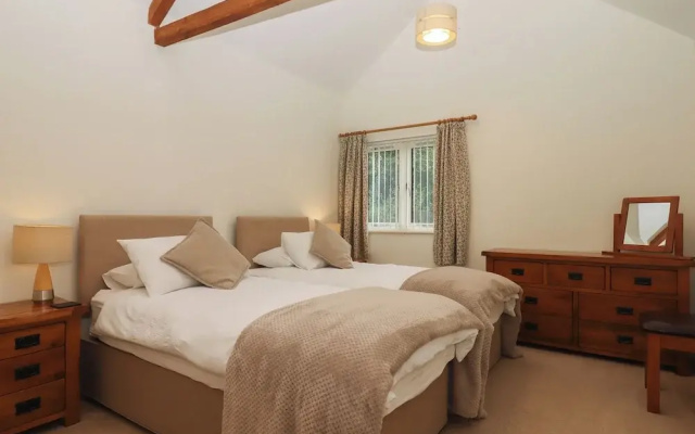 Binneford Barn
