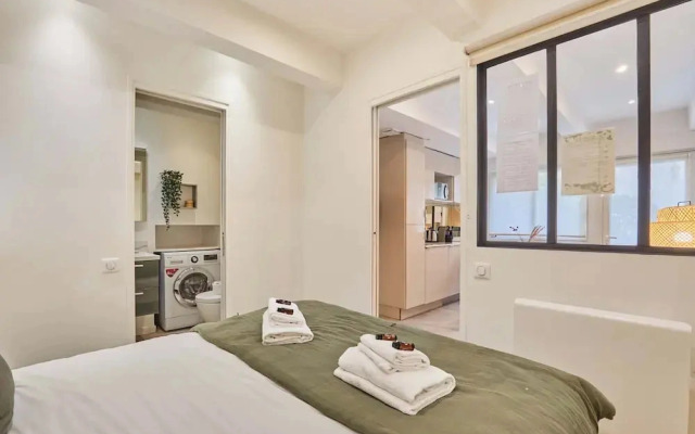 Charming Apartment Center of Paris Le Marais