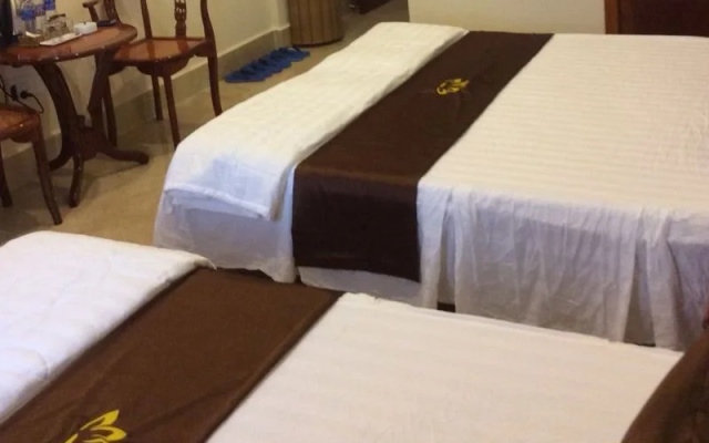 Huong Sen Hotel