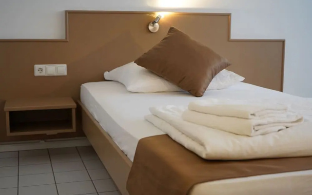 Elha Hotel
