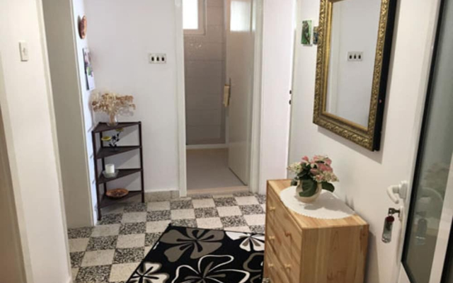Apartment and Rooms Tomo 1