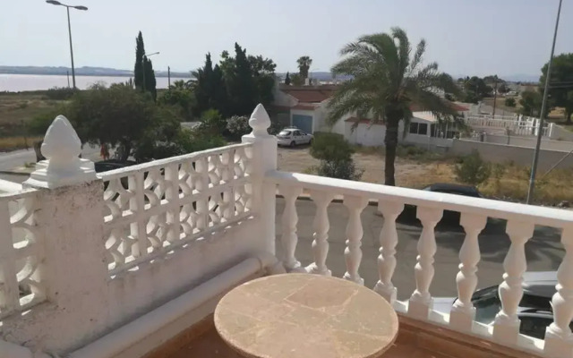 Bungalov u Růžové laguny