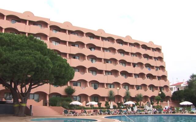 Hotel Vila Galé Atlântico вид на фасад
