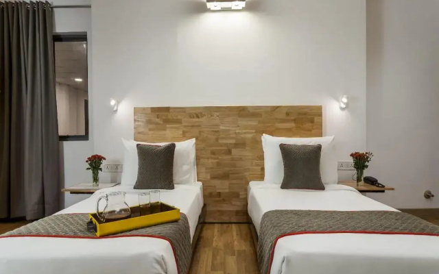 12 th Avenue-A Suite Hotel
