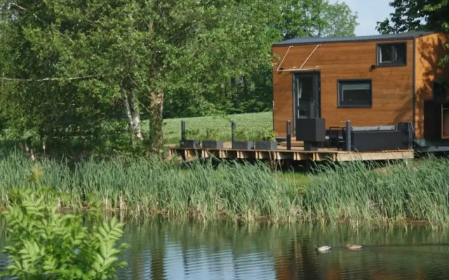 Tiny House in Ruhiger Alleinlage am Naturteich