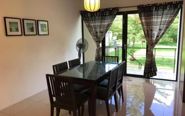 Zen Retreat Taiping