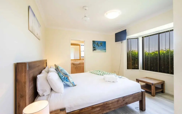 11 Oceania Court