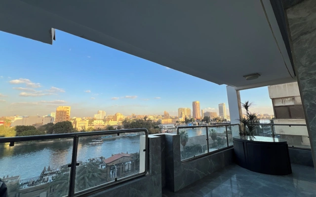 ELITE Premium 3 En-Suites Nile Residence