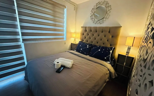 One Bedroom WBalcony Near Bgc Netflix