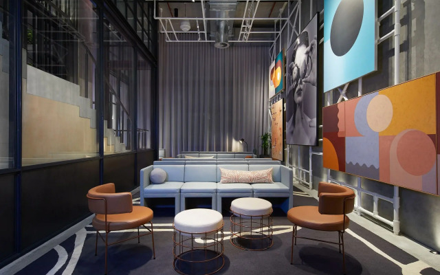 Moxy Sydney Airport