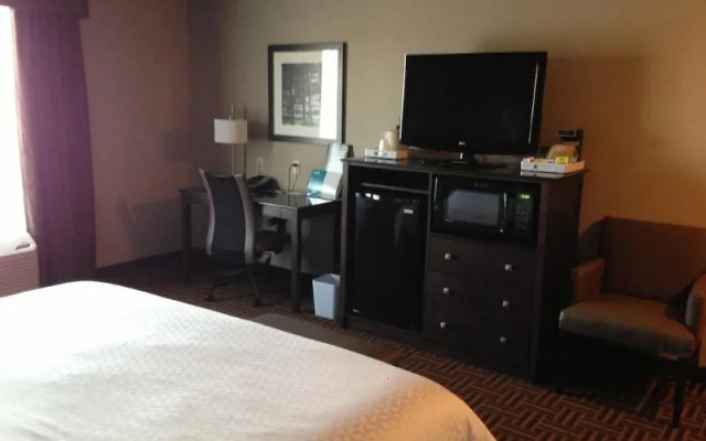 Astoria Hotel & Suites