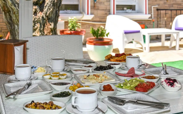 Otel Türk Evi