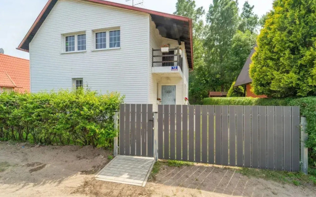 Large Holiday Home With Private Garden