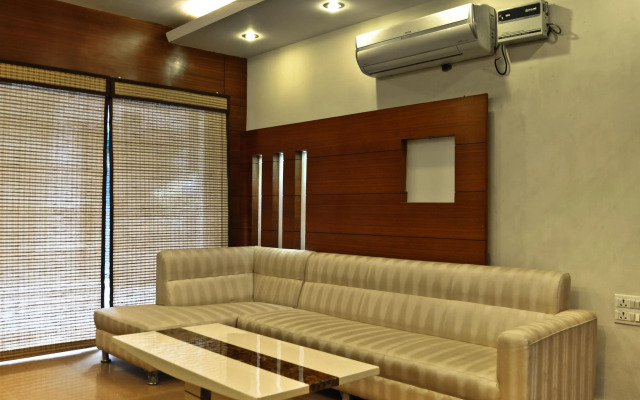 Hotel Vanson Villa, City Centre - With Free Airport & Train Station Pickup