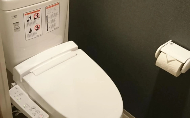 Nipponbashi Crystal Hotel 2
