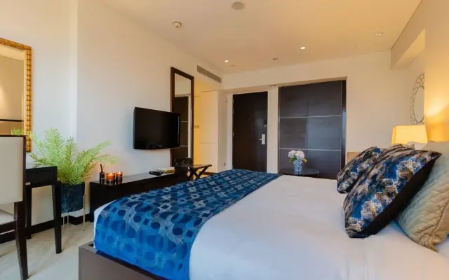 High Floor Hotel Facilities Incl Studio