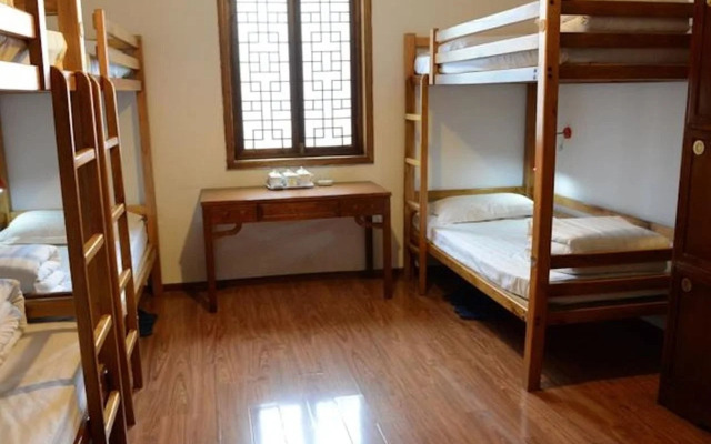 Xiangzimen Youth Hostel