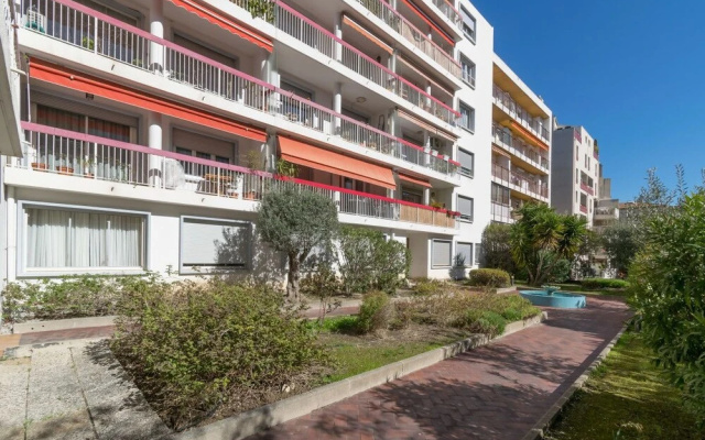 Three-roomed With Terrace & Garage - 7th Heart